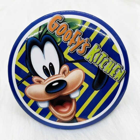 🔮 5/$25 Disney Blue Goofy's Kitchen Pin‎ - Picture 1 of 3